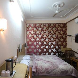 Test Hotel Ratan Palace, Gadag 4